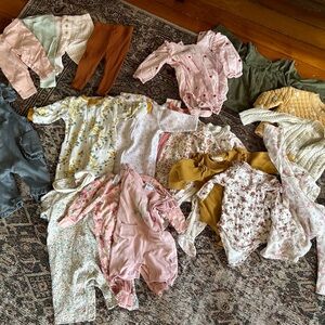 Girls 3-6 month clothing lot